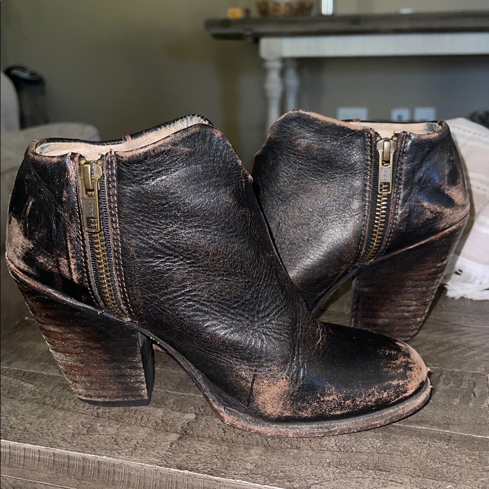 Freebird Detroit Booties
Freebird by Steven - Picture 2 of 16